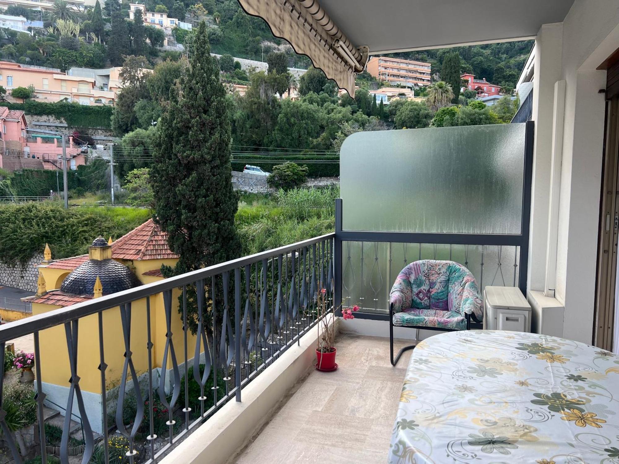 Residence Mona Lisa Bord De Mer 芒通 外观 照片